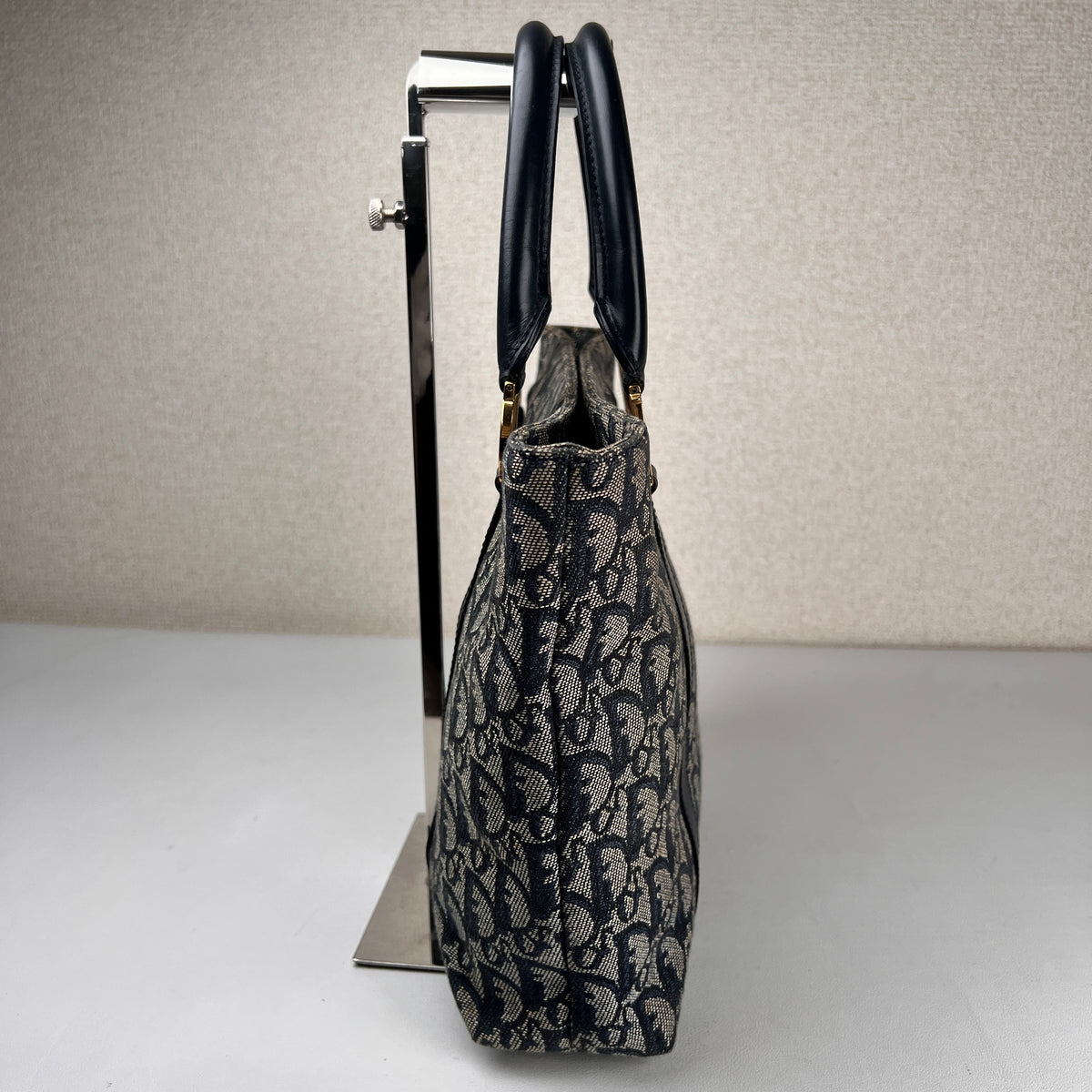 Dior Tote Bags A-19346