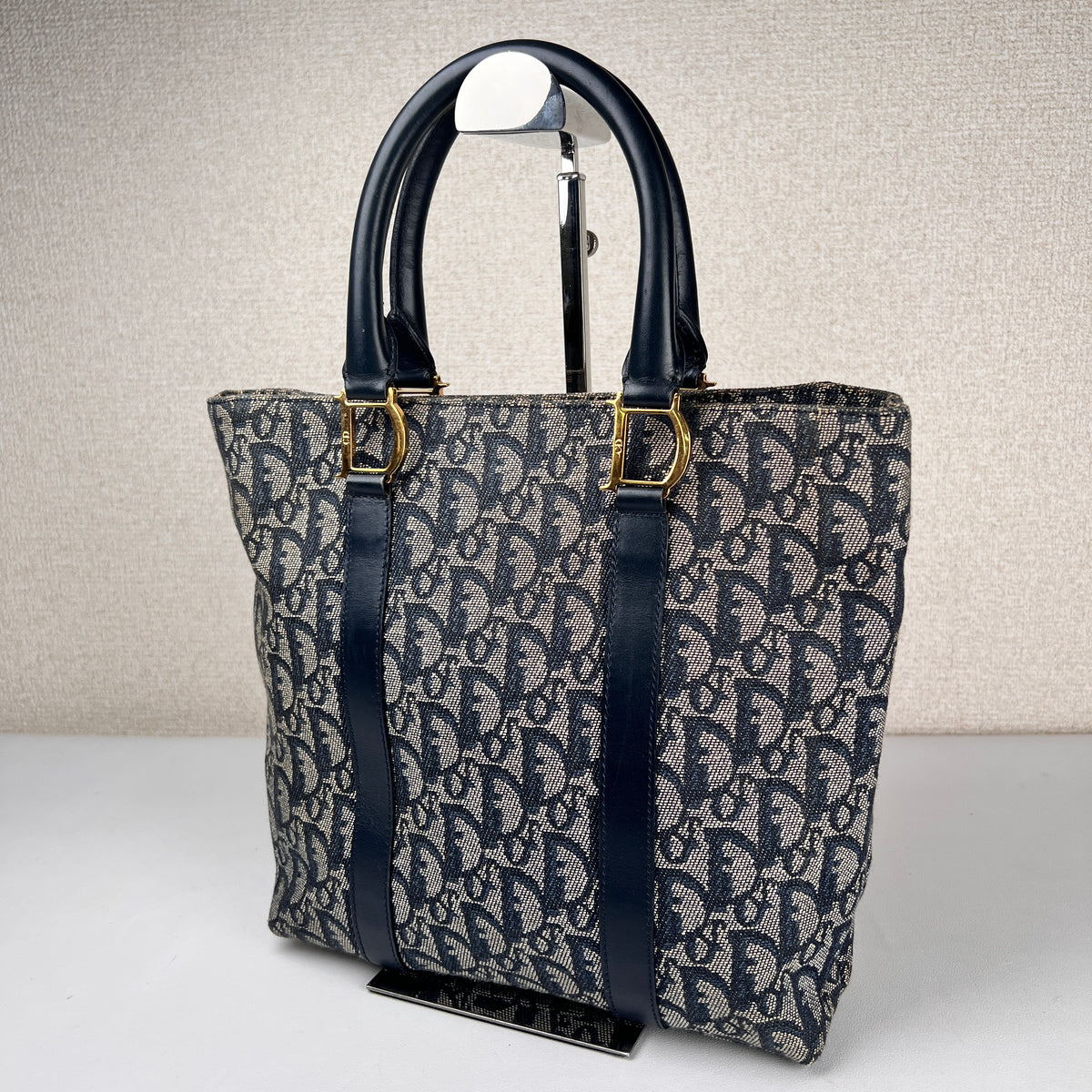 Dior Tote Bags A-19346