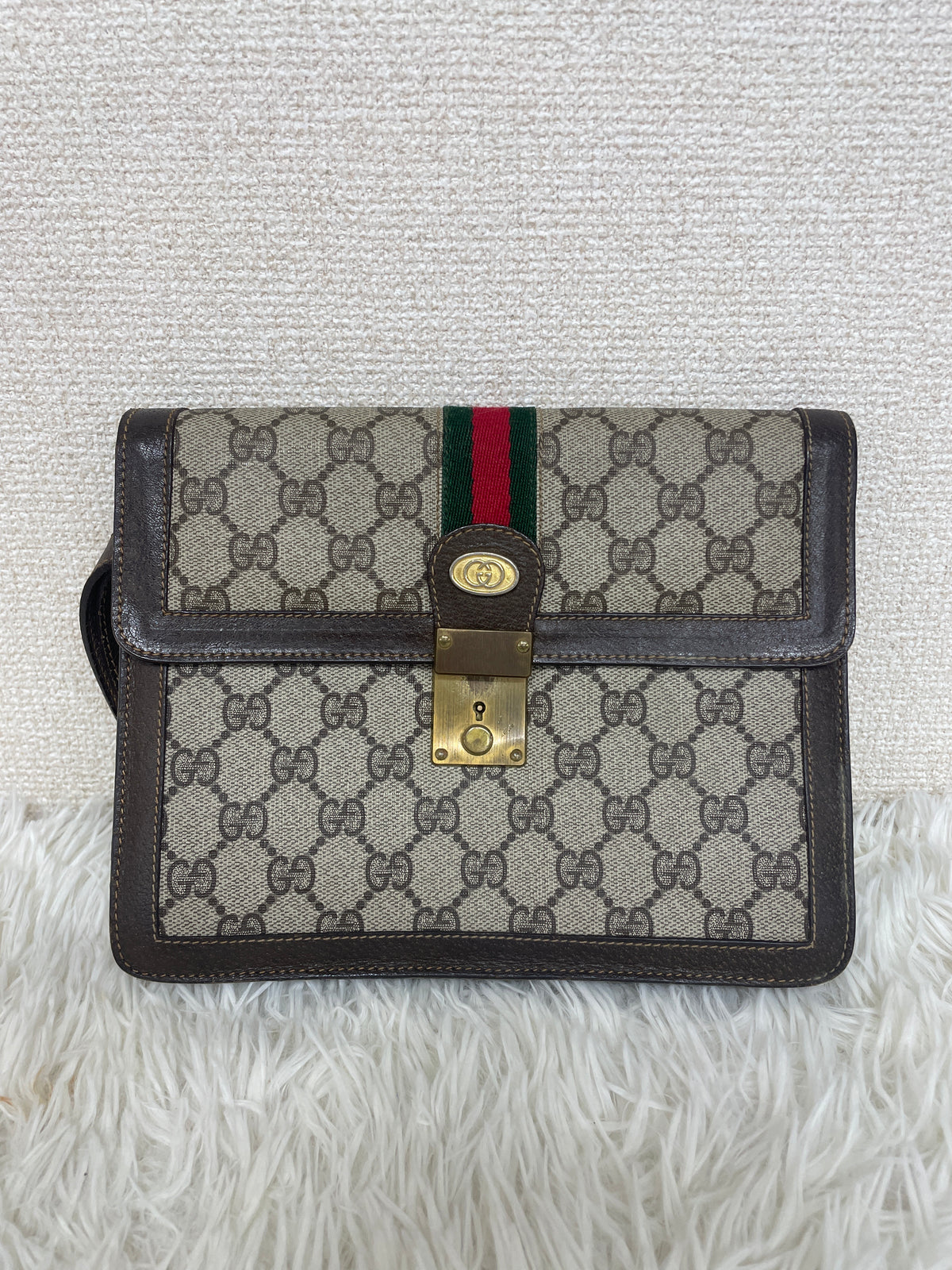 Gucci Beige A-19355