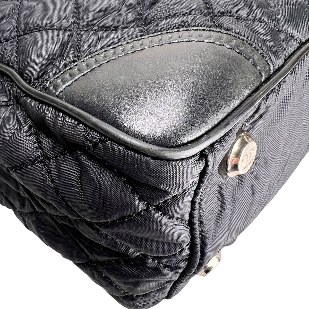 Chanel Black Tote Bags A-19363