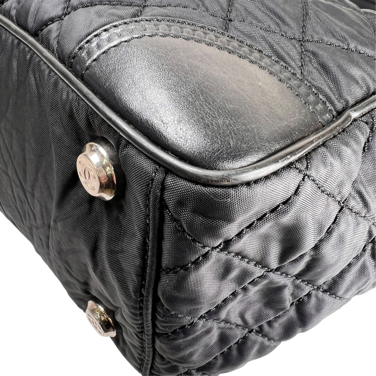 Chanel Black Tote Bags A-19363