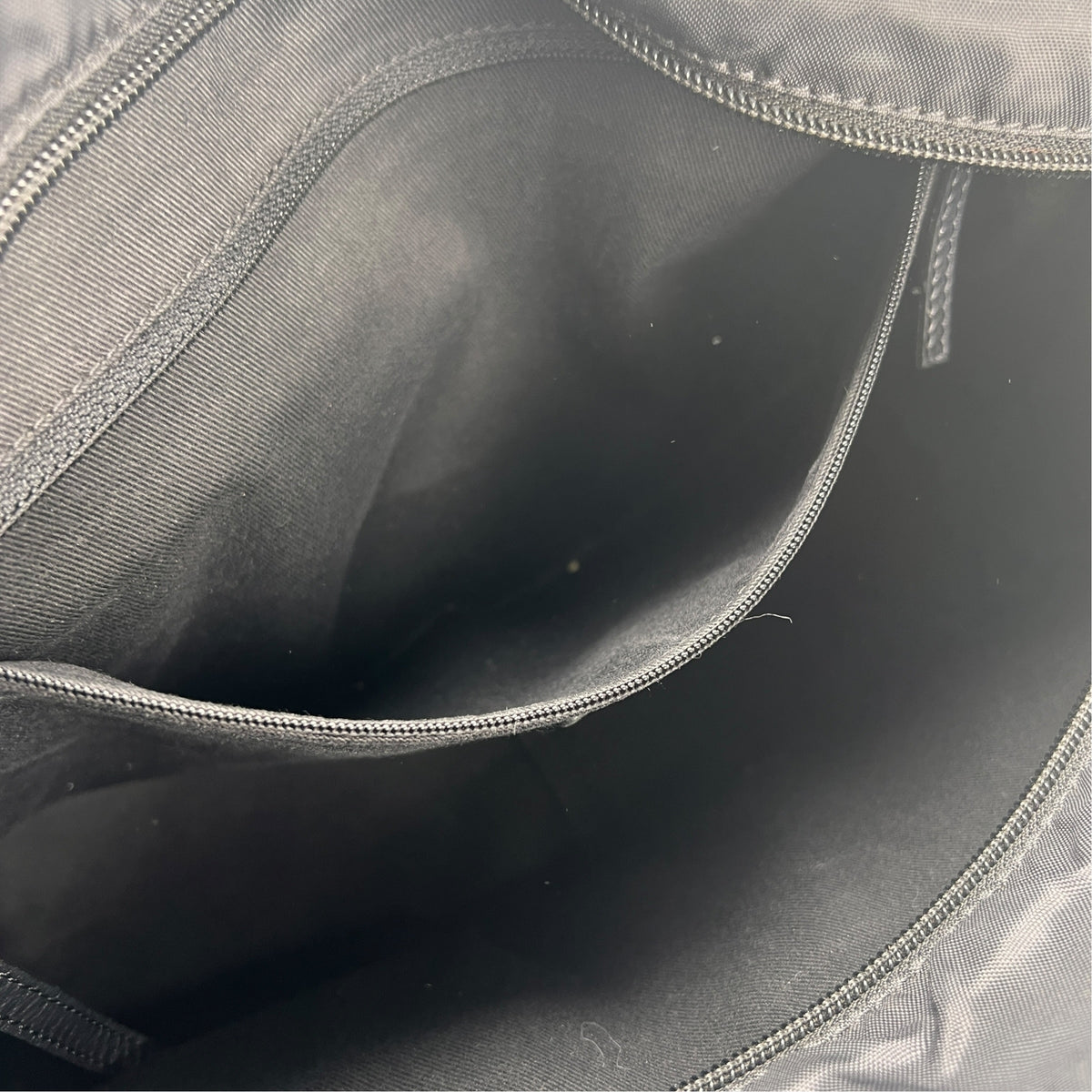 Chanel Black Tote Bags A-19363