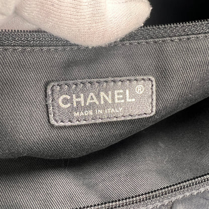 Chanel Black Tote Bags A-19363