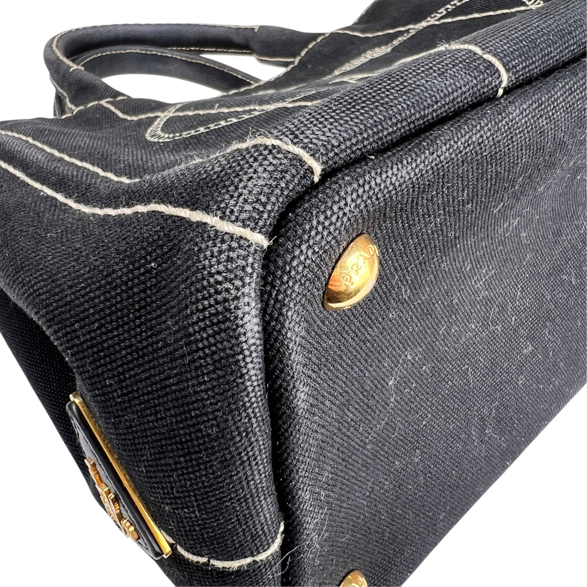 Prada Black Tote Bags A-19374