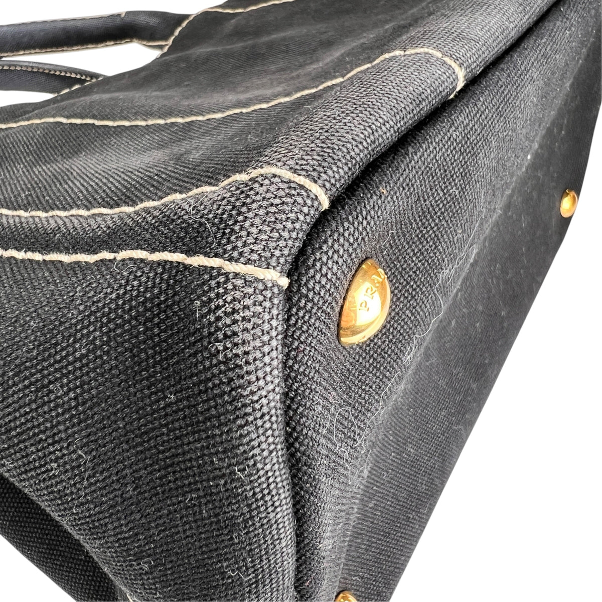 Prada Black Tote Bags A-19374