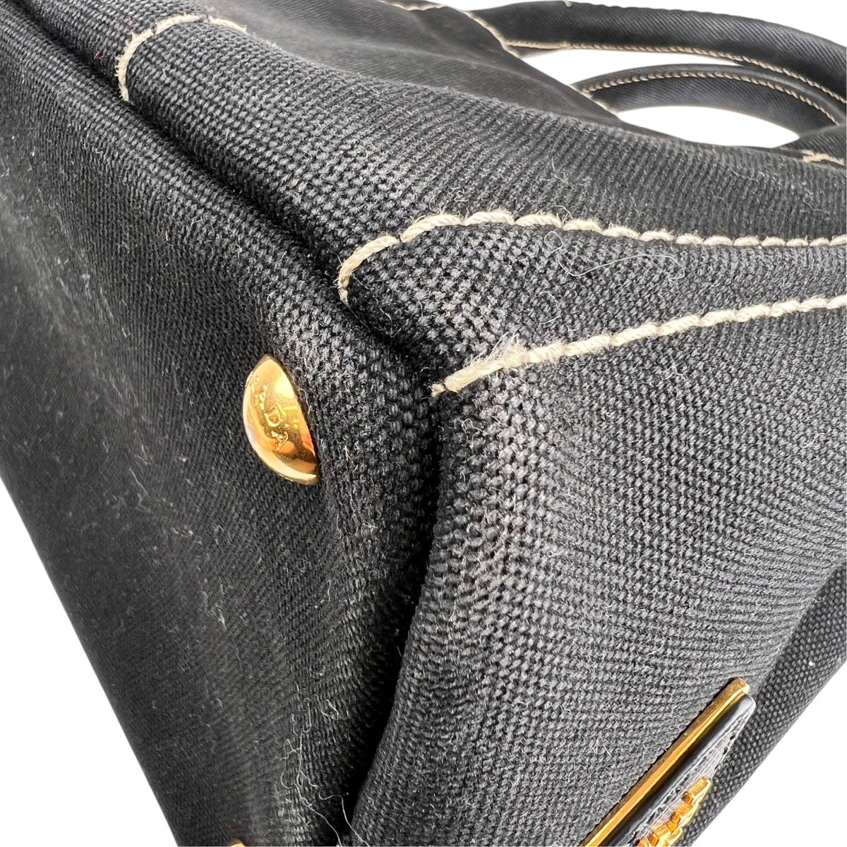 Prada Black Tote Bags A-19374