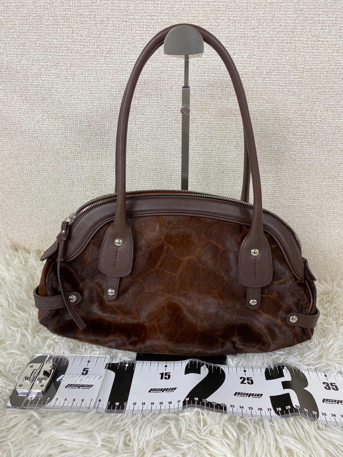 Ferragamo Brown Shoulder Bags A-19377