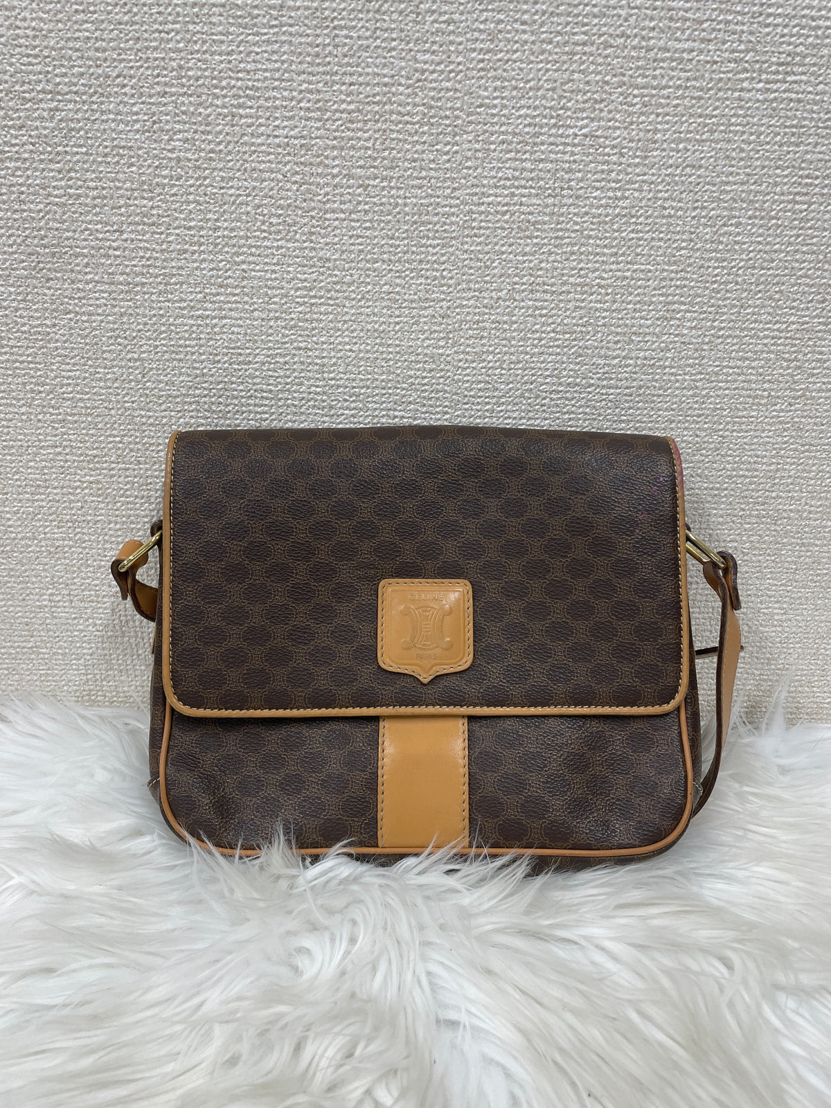 Celine Brown Shoulder Bags A-19381