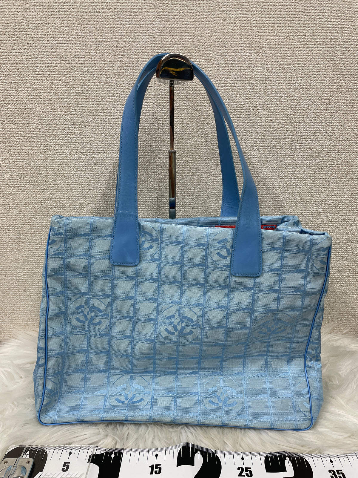 Chanel Blue Tote Bags A-19383