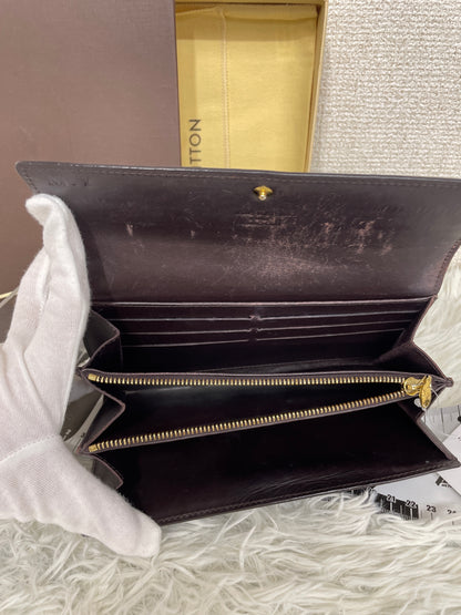 Louis Vuitton Red Wallets A-19410