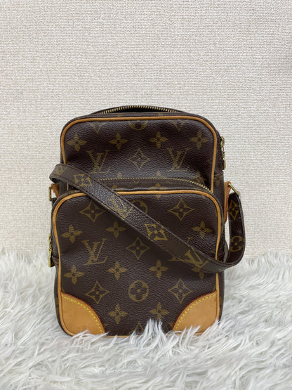 Louis Vuitton Brown Shoulder Bags A-19416