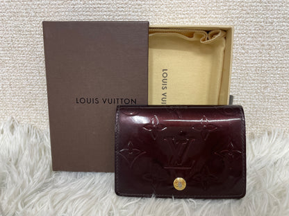 Louis Vuitton Red Small goods A-19427