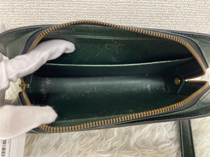 Louis Vuitton Green Pouches A-19437