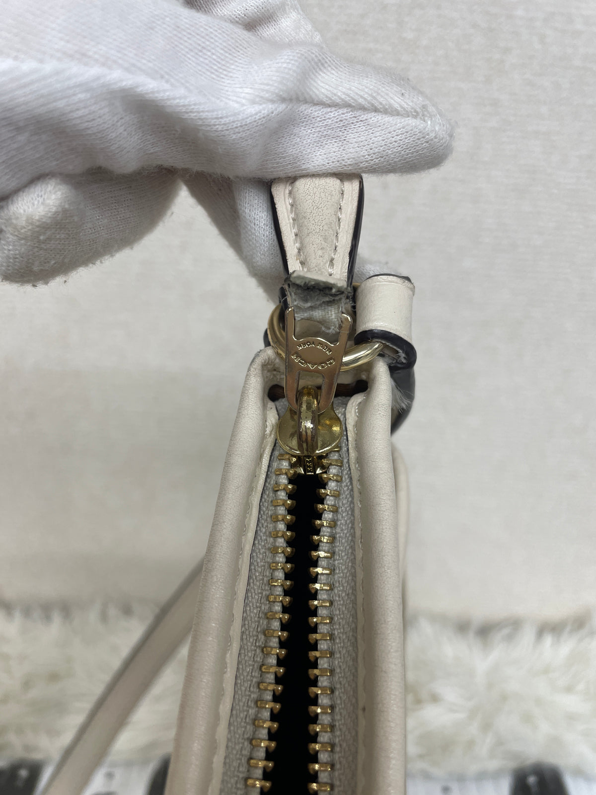 Coach Beige Shoulder Bags A-19439