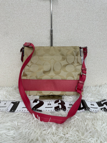 Coach Beige Shoulder Bags A-19441