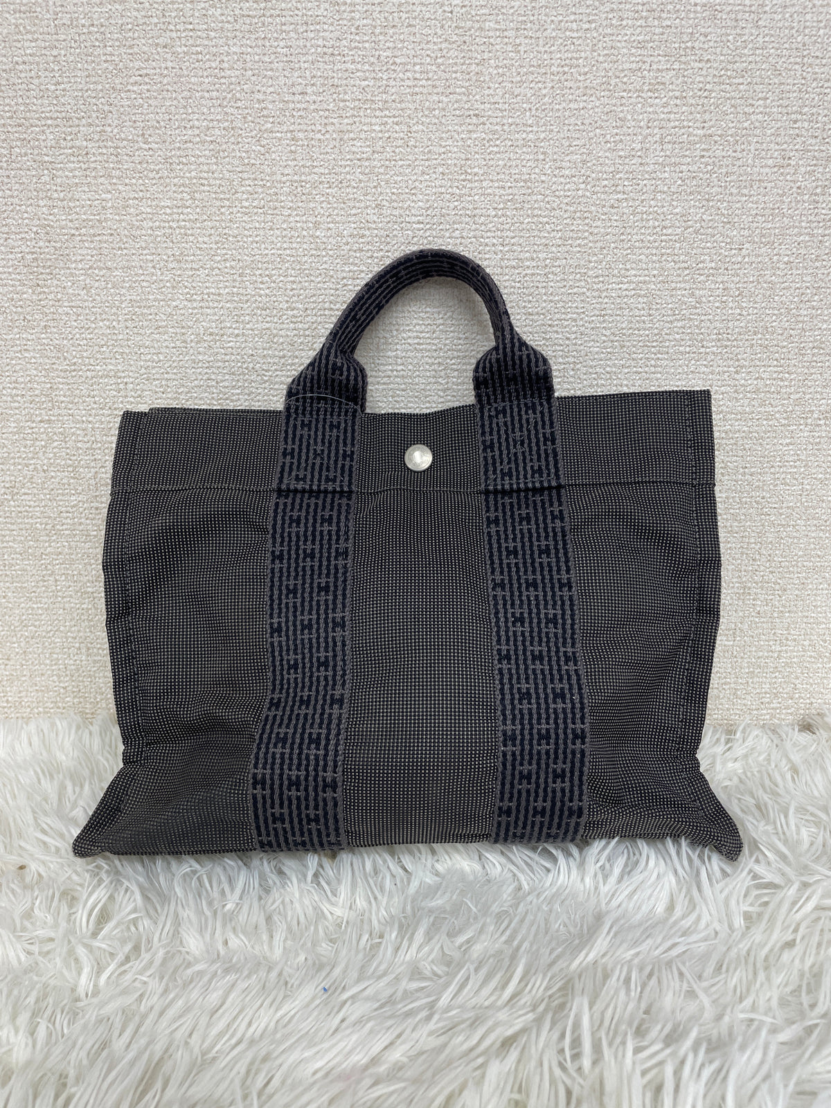 Hermes Black Tote Bags A-19508