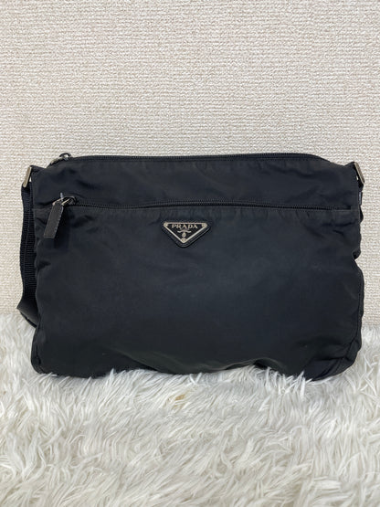 Prada Black Shoulder Bags A-19515