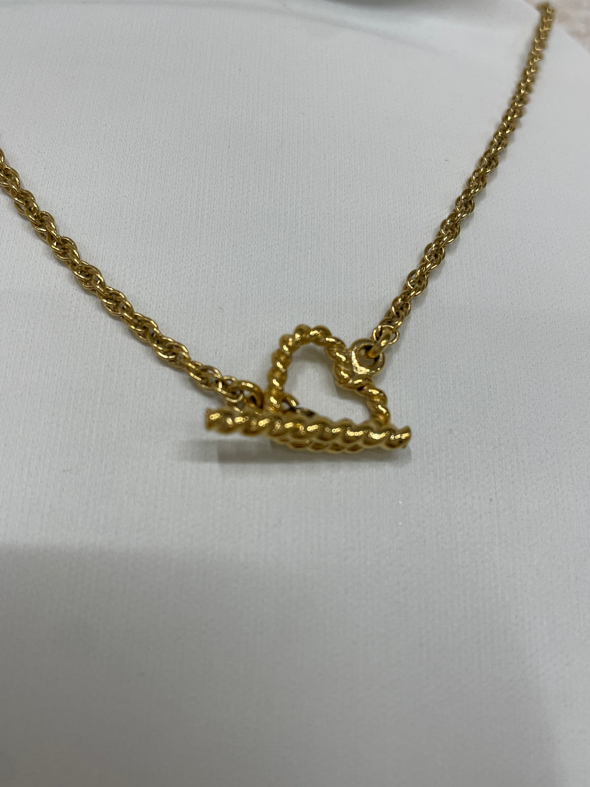 Louis Vuitton Gold Necklaces A-19543