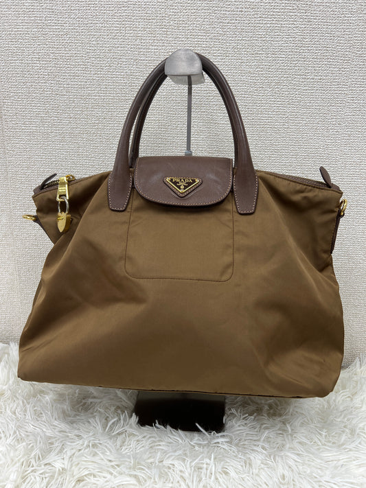 Prada Green Tote Bags A-19546