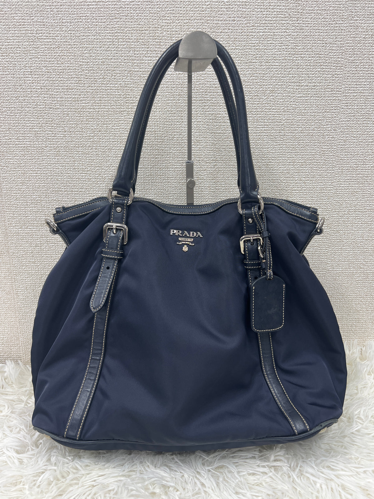 Prada Navy Handle Bags A-19547