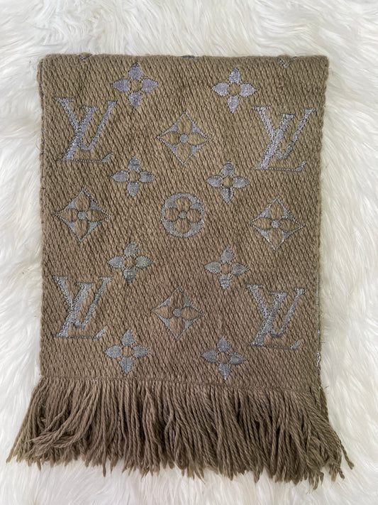 Louis Vuitton Green Scarves A-19658