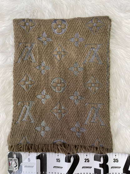 Louis Vuitton Green Scarves A-19658