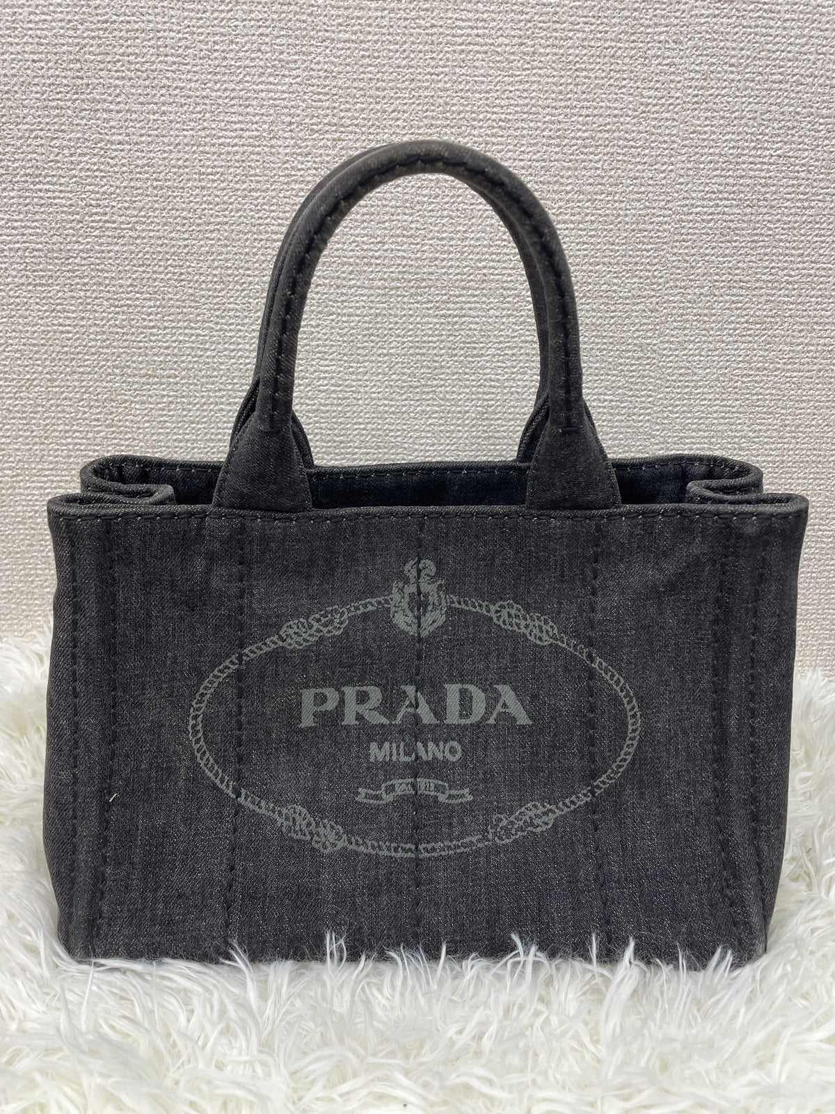 Prada Tote Bags A-19668