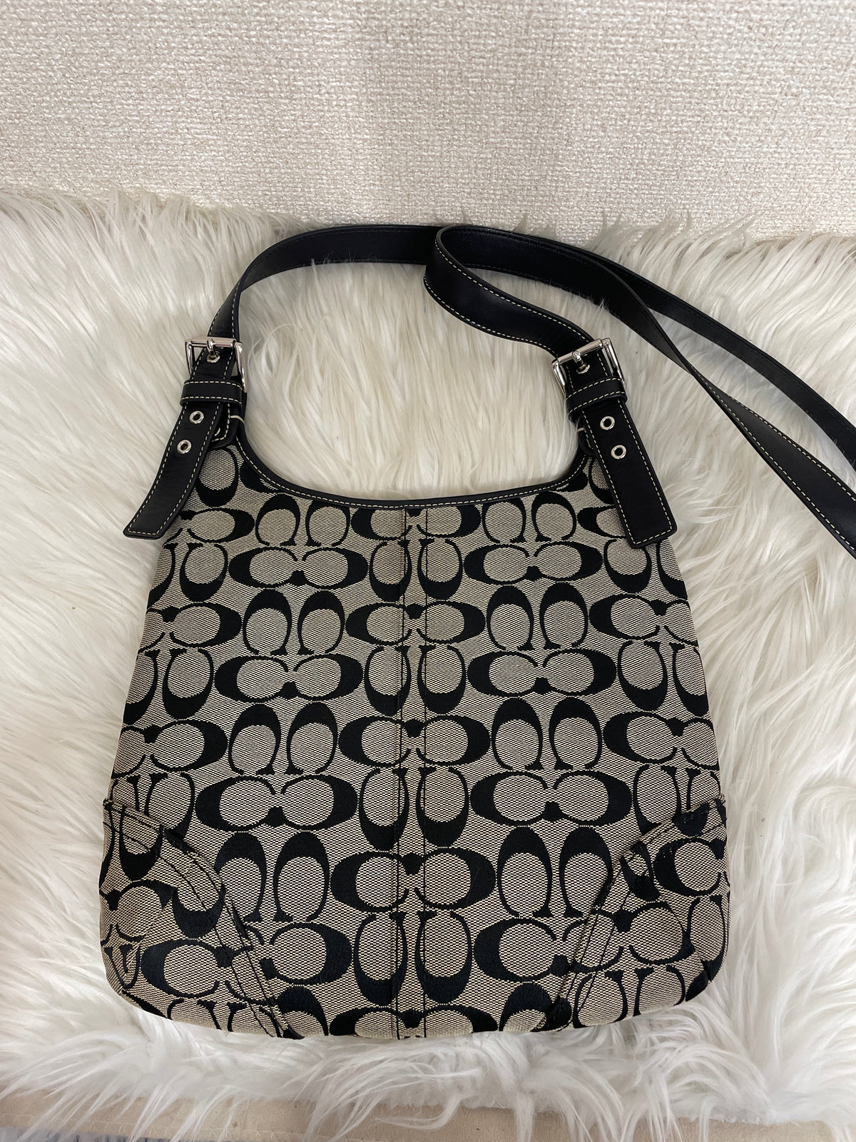 Coach Shoulder Bags A-19702