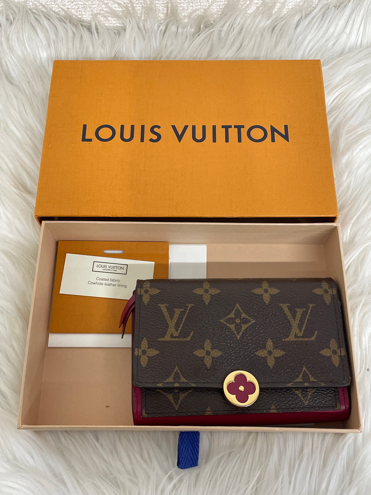 Louis Vuitton Wallets A-19705