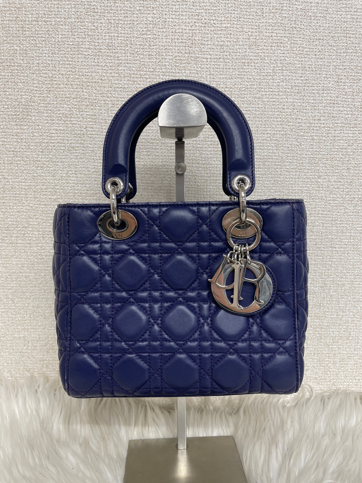 Dior Handle Bags A-19709
