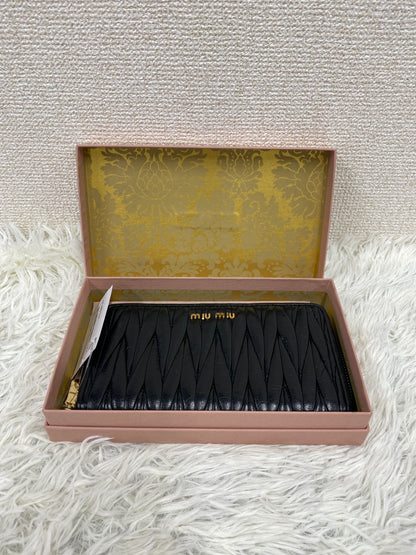 Miu Miu Black Wallets A-19729