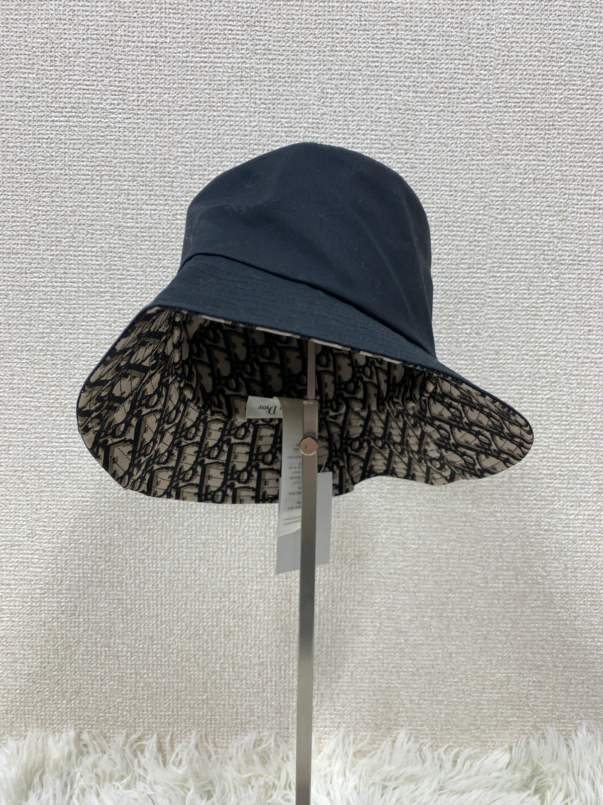 Dior Black Hats A-19744