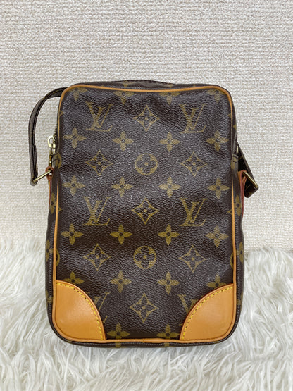 Louis Vuitton Brown Shoulder Bags A-19762