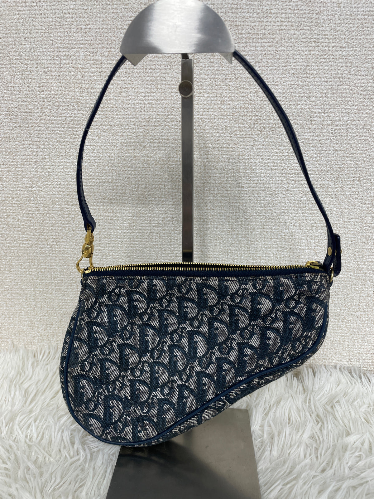 Dior Navy Shoulder Bags A-19765