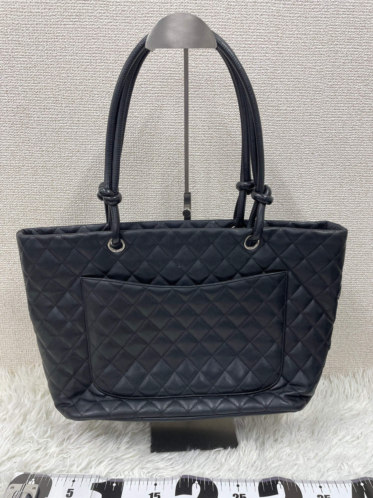 Chanel Black Tote Bags A-19766