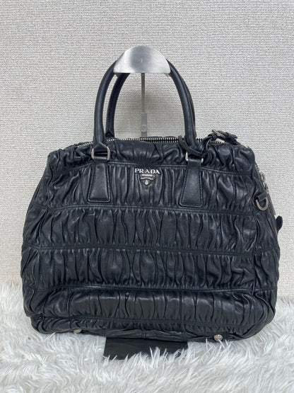 Prada Black Handle Bags A-19768