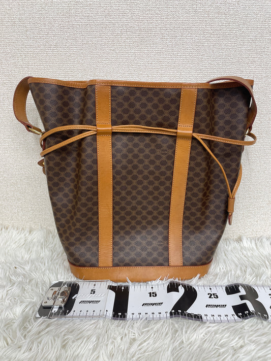 Celine Brown Shoulder Bags A-19771