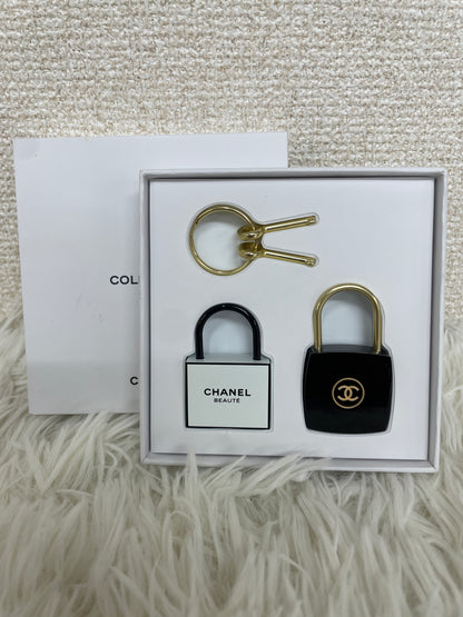 Chanel Gold Small goods A-19777