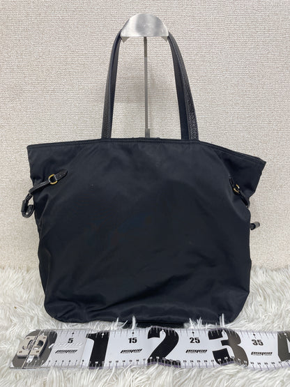 Prada Black Handle Bags A-19780