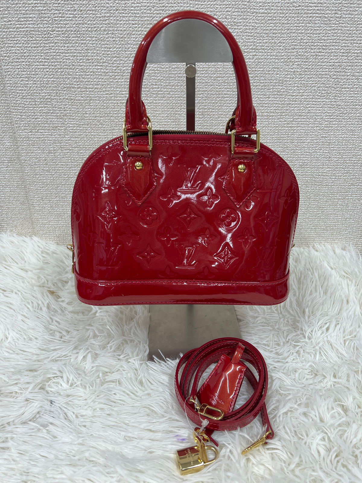 Louis Vuitton Handle Bags A-19807