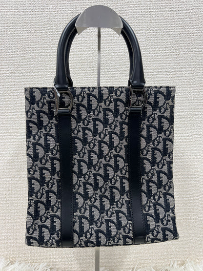Dior Tote Bags A-19818