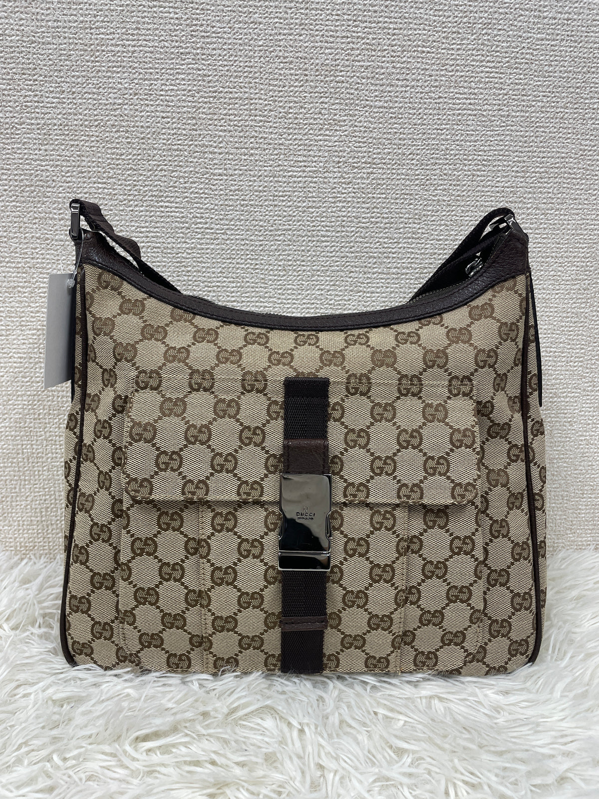 Gucci Shoulder Bags A-19820