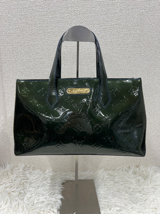 Louis Vuitton Shoulder Bags A-19822