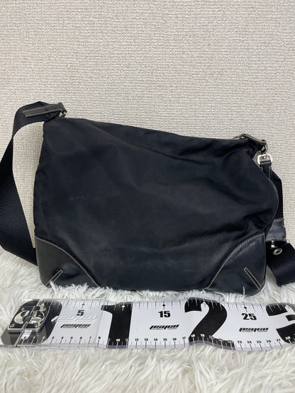 Prada Black Shoulder Bags A-19896