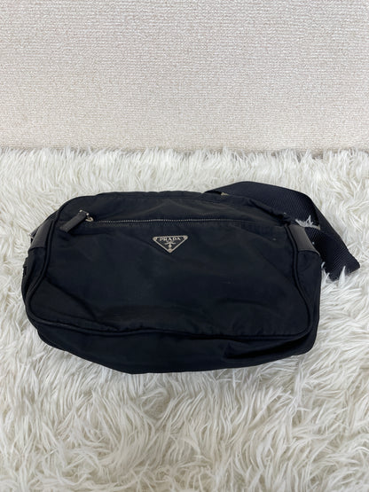 Prada Black Shoulder Bags A-19904