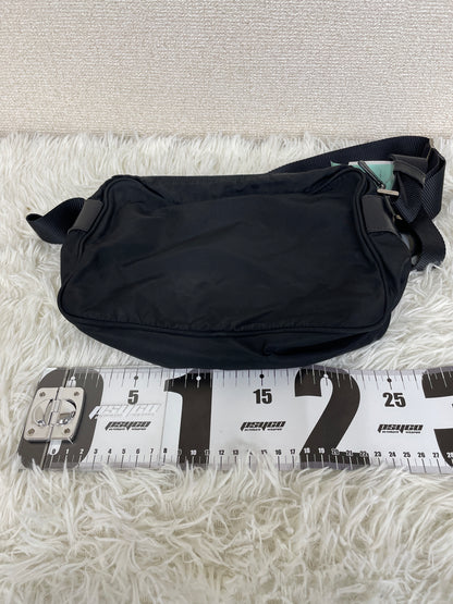 Prada Black Shoulder Bags A-19904