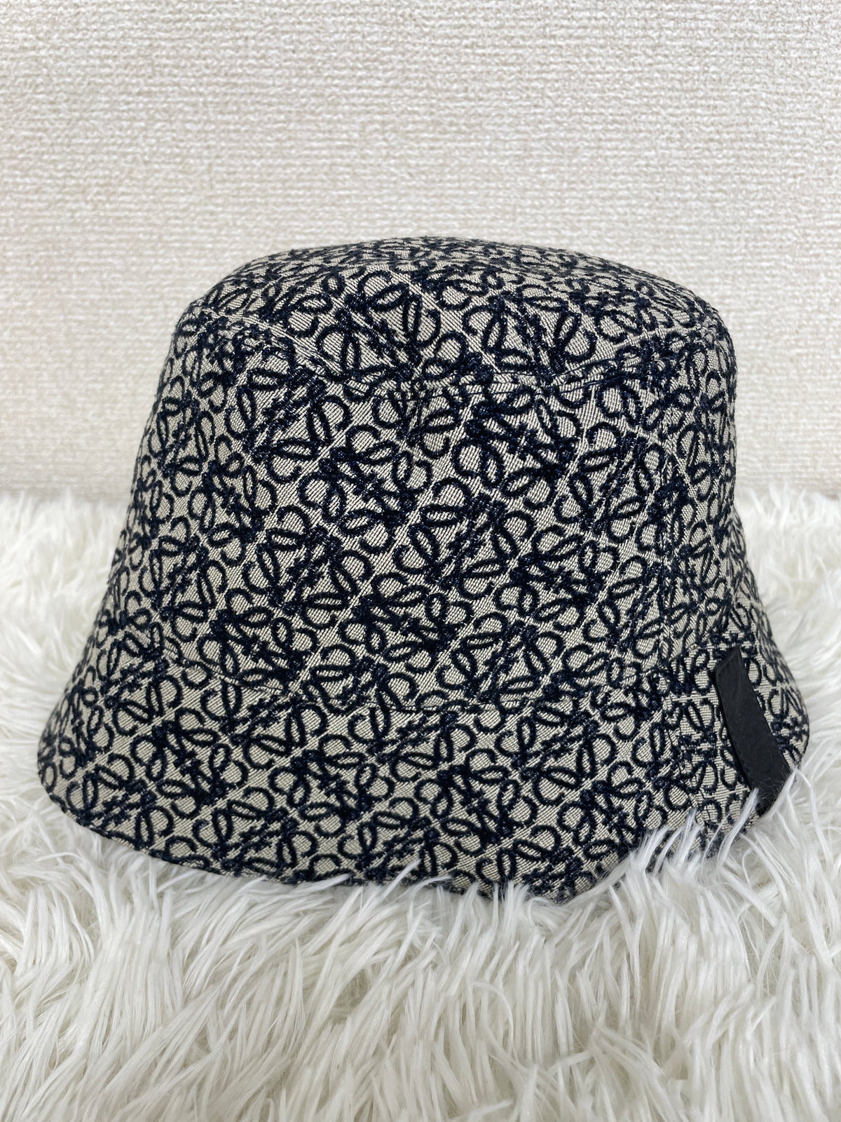 Loewe Gray Hats A-19937