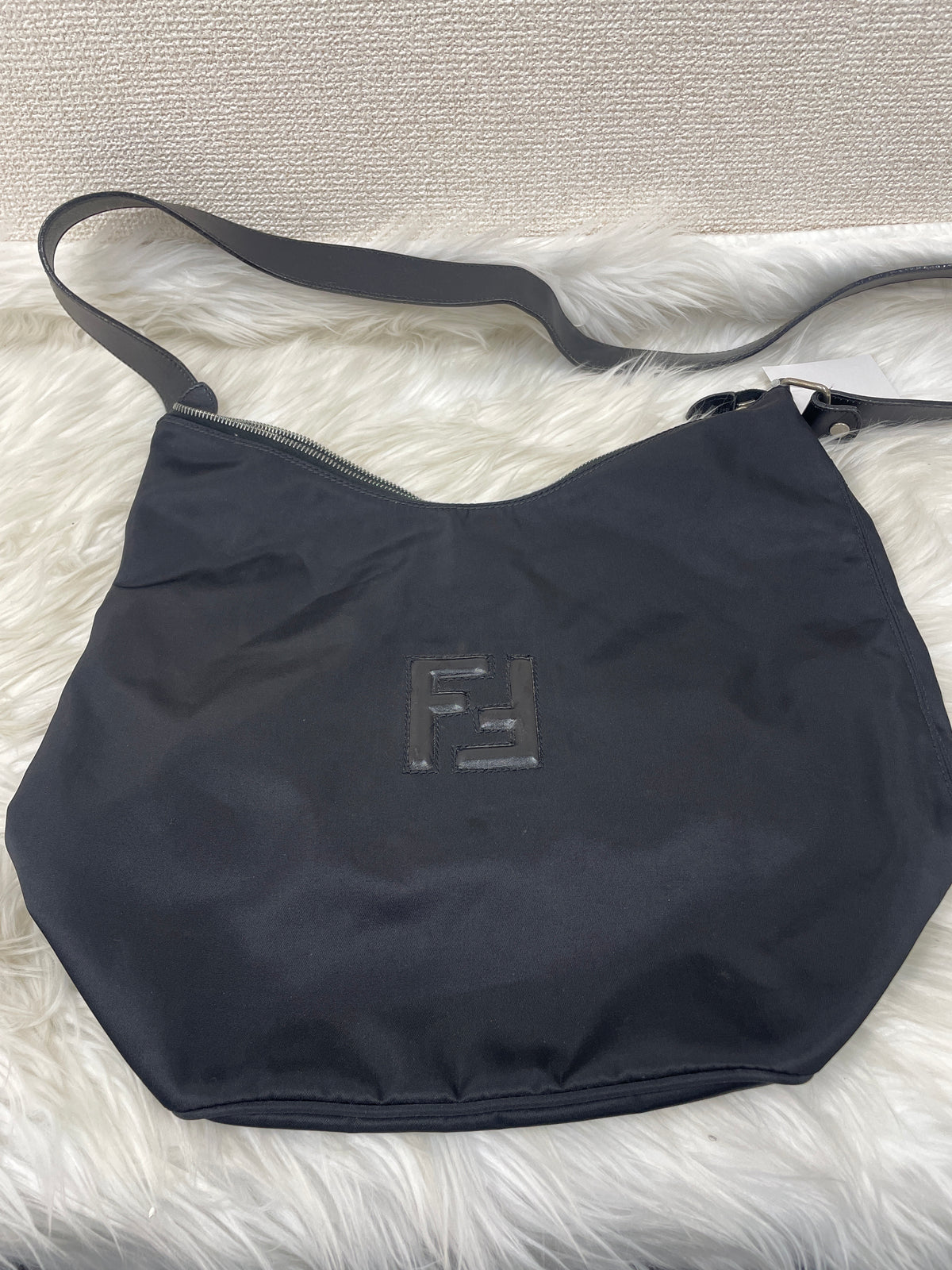 Fendi Black Shoulder Bags A-19954