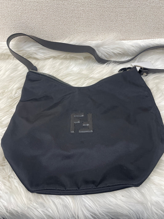Fendi Black Shoulder Bags A-19954