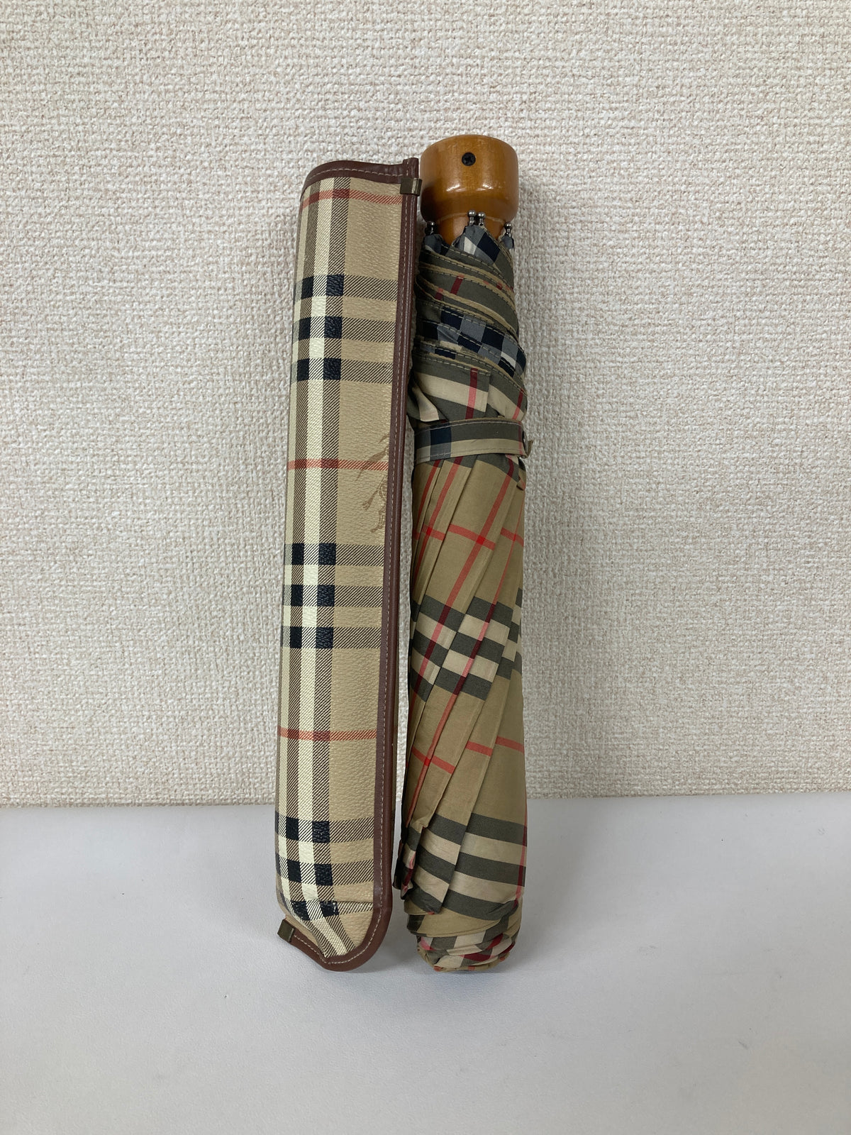 Burberry Beige A-19967